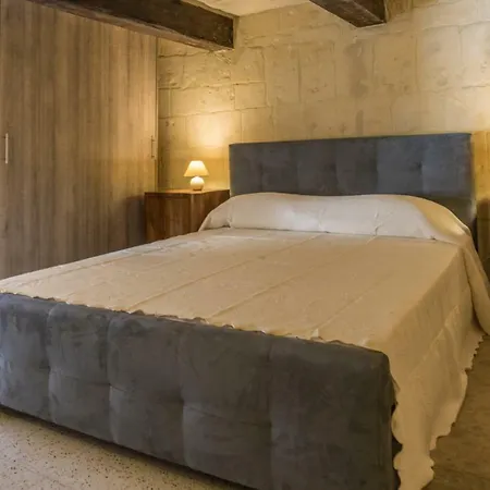 Two Bedroom Townhouse In *